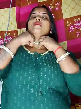 Hot-Show2 online show from September 15, 4:07 pm