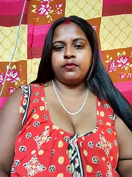 Hot-Show2 online show from February 12, 10:26 am