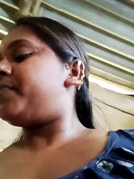 Hot-Show2 online show from April 3, 7:59 am