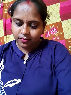 Hot-Show2 online show from April 2, 7:37 am