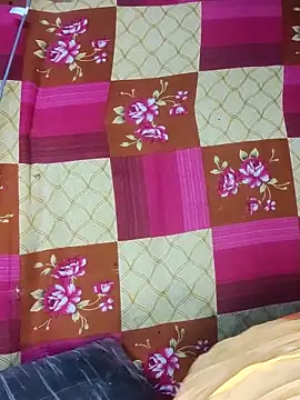 Hot-Show2 online show from April 4, 2:56 pm