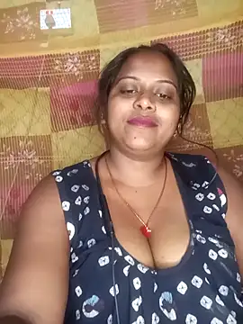 Hot-Show2 online show from March 31, 3:58 pm