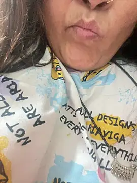 indian-hotmilfs online show from February 18, 1:40 pm