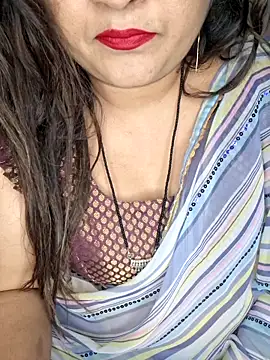 indian-hotmilfs online show from February 11, 5:35 pm