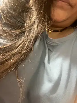 indian-hotmilfs online show from October 31, 1:41 pm