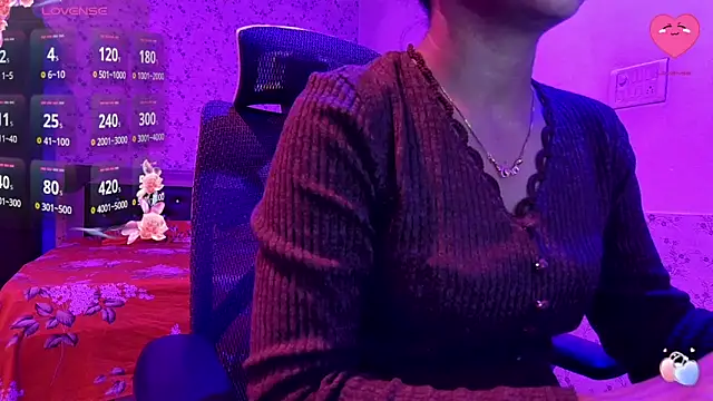 Snapshot of snow_white123 chatting on February 7, 10:51 pm snow white123 online show from February 7, 10:51 pm