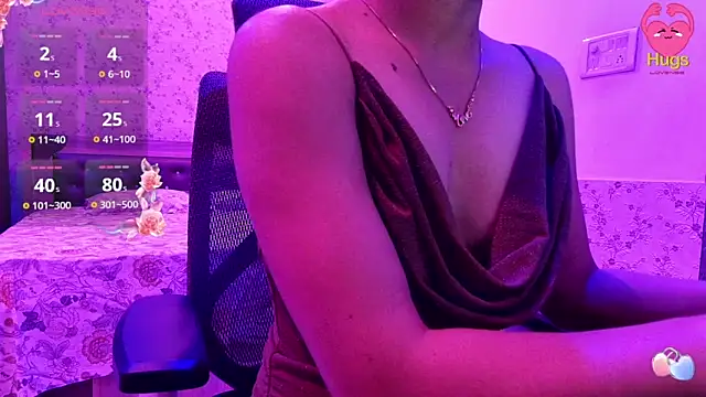 Snapshot of snow_white123 chatting on February 13, 9:15 pm snow white123 online show from February 13, 9:15 pm