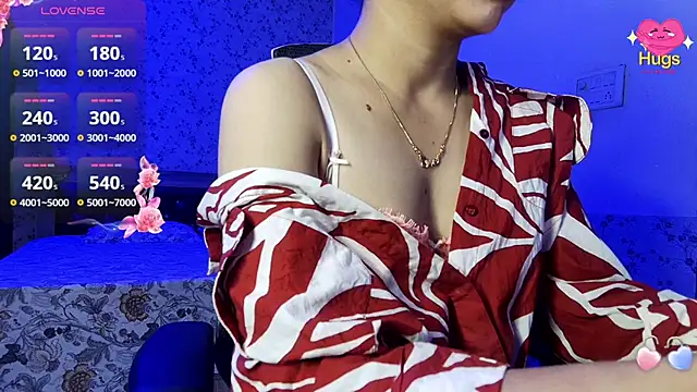 Snapshot of snow_white123 chatting on February 14, 9:04 pm snow white123 online show from February 14, 9:04 pm