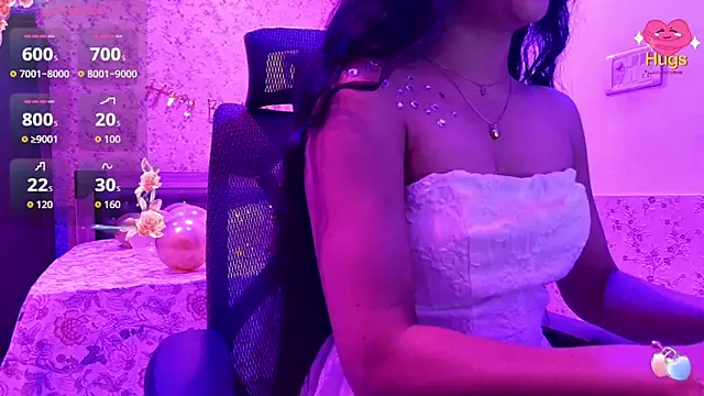 Snapshot of snow_white123 chatting on February 22, 8:43 pm snow white123 online show from February 22, 8:43 pm