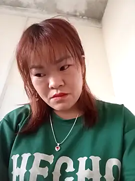 Snapshot of sukabae00 chatting on October 28, 12:11 am sukabae00 online show from October 28, 12:11 am