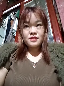 Snapshot of sukabae00 chatting on November 5, 1:25 pm sukabae00 online show from November 5, 1:25 pm