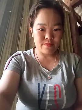 sukabae00 online show from May 4, 10:18 am