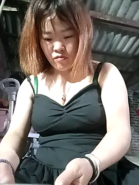 sukabae00 online show from April 17, 11:35 am