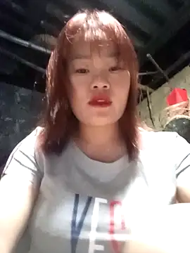 Snapshot of sukabae00 chatting on October 5, 12:40 pm sukabae00 online show from October 5, 12:40 pm