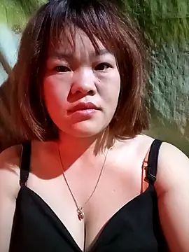 sukabae00 online show from February 13, 6:30 pm