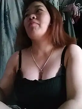 sukabae00 online show from May 14, 11:13 pm