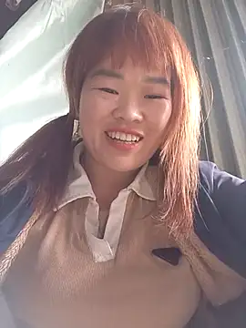 Snapshot of sukabae00 chatting on December 2, 8:49 am sukabae00 online show from December 2, 8:49 am