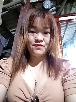 Snapshot of sukabae00 chatting on December 4, 12:15 pm sukabae00 online show from December 4, 12:15 pm