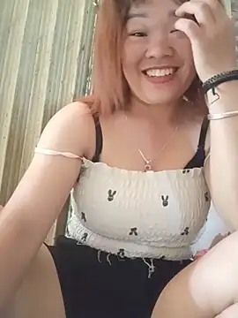 sukabae00 online show from May 16, 1:26 am