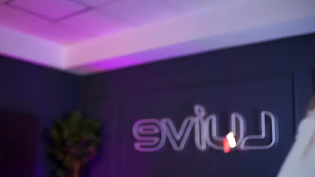 SiennaRuh online show from November 28, 10:59 am