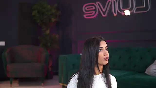 Snapshot of SiennaRuh chatting on September 10, 6:23 am SiennaRuh online show from September 10, 6:23 am