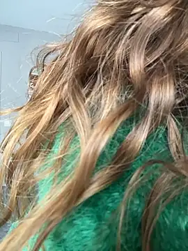 TenderLaGlamor online show from November 24, 12:38 pm