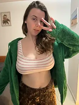 TenderLaGlamor online show from January 11, 3:30 pm