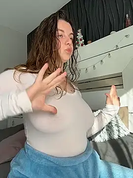 TenderLaGlamor online show from January 8, 10:10 am