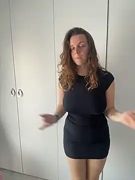 TenderLaGlamor online show from November 29, 11:21 am