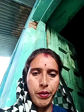 Snapshot of Arti13A chatting on June 5, 12:48 am Arti13A online show from June 5, 12:48 am