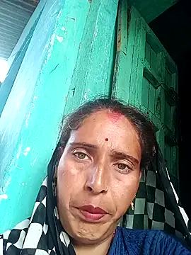 Snapshot of Arti13A chatting on June 23, 1:14 am Arti13A online show from June 23, 1:14 am