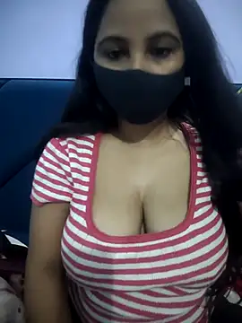 Lusty-radhika online show from November 24, 5:35 pm