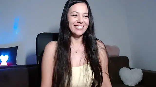 KIMBERLLY01 online show from January 14, 5:00 am
