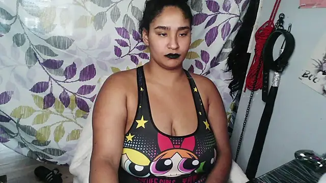 Mommybubbles2 online show from October 30, 2:14 pm