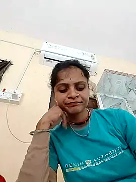 Snapshot of Sonam_dhakad chatting on December 3, 8:58 am Sonam dhakad online show from December 3, 8:58 am