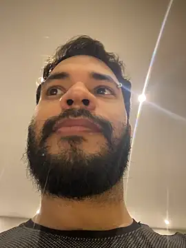 spiderfindom online show from May 16, 8:41 pm