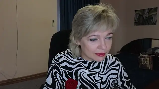 Snapshot of Rosette_Pricky chatting on September 20, 2:00 pm Rosette Pricky online show from September 20, 2:00 pm