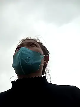 Snapshot of qychiu chatting on November 13, 1:09 am qychiu online show from November 13, 1:09 am