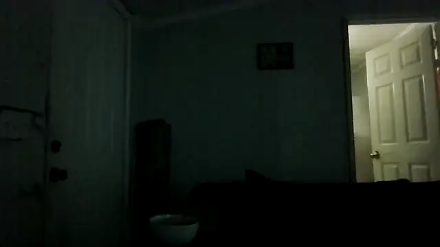 Snapshot of StoneballJacksonWoR chatting on February 11, 6:24 am StoneballJacksonWoR online show from February 11, 6:24 am