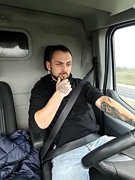 papichulo0099 online show from December 2, 6:48 am