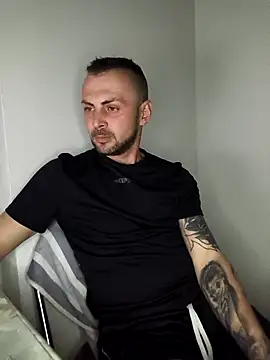 papichulo0099 online show from March 6, 7:53 pm