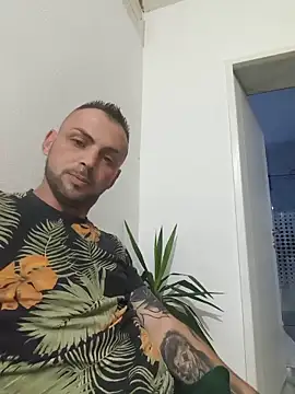 papichulo0099 online show from June 12, 2:20 am