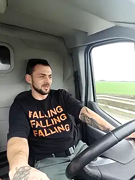 papichulo0099 online show from December 15, 12:33 pm