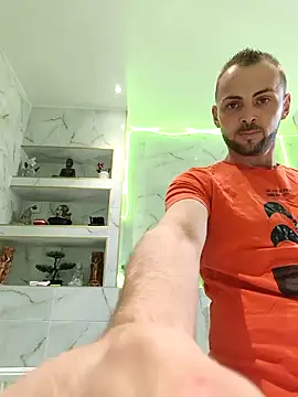 papichulo0099 online show from October 18, 9:44 am