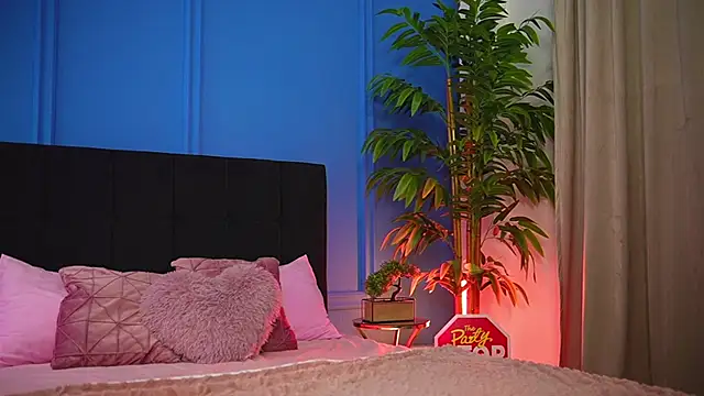 alexxisrae online show from November 9, 4:05 am