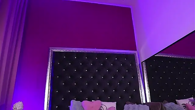 alexxisrae online show from March 27, 4:21 am