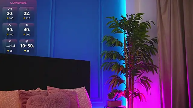 alexxisrae online show from December 2, 4:25 am