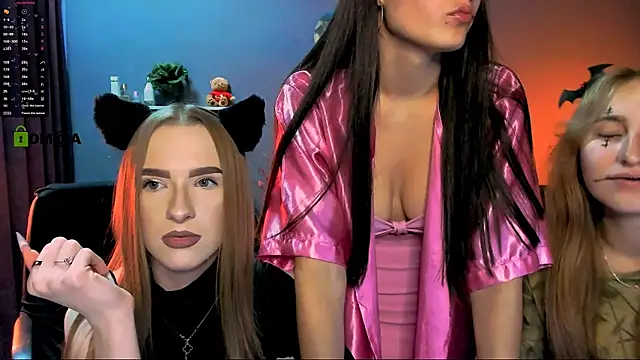 lizzie boom online show from October 20, 7:03 pm