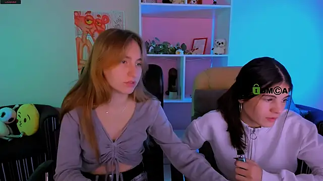 lizzie boom online show from October 2, 5:33 am