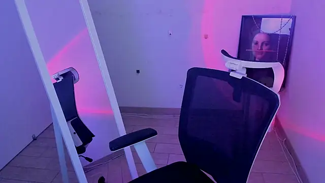 Sandra Curly online show from April 18, 8:09 pm